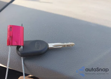 2005 Ford F-150 Stx/Xl/Xlt из США, поврежденный, VIN 1FTRF12265KE73892